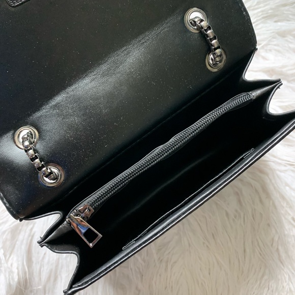 Crossbody Chain Black Purse / Messenger Bag - Picture 12 of 14